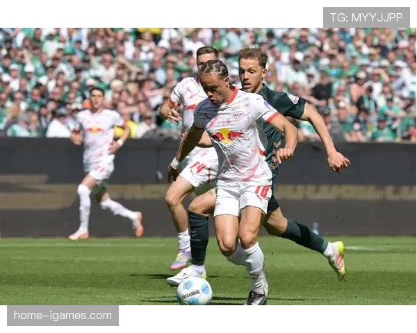 半场结束，弗赖堡已做出五次成功拦截，破坏主队多次进攻组织